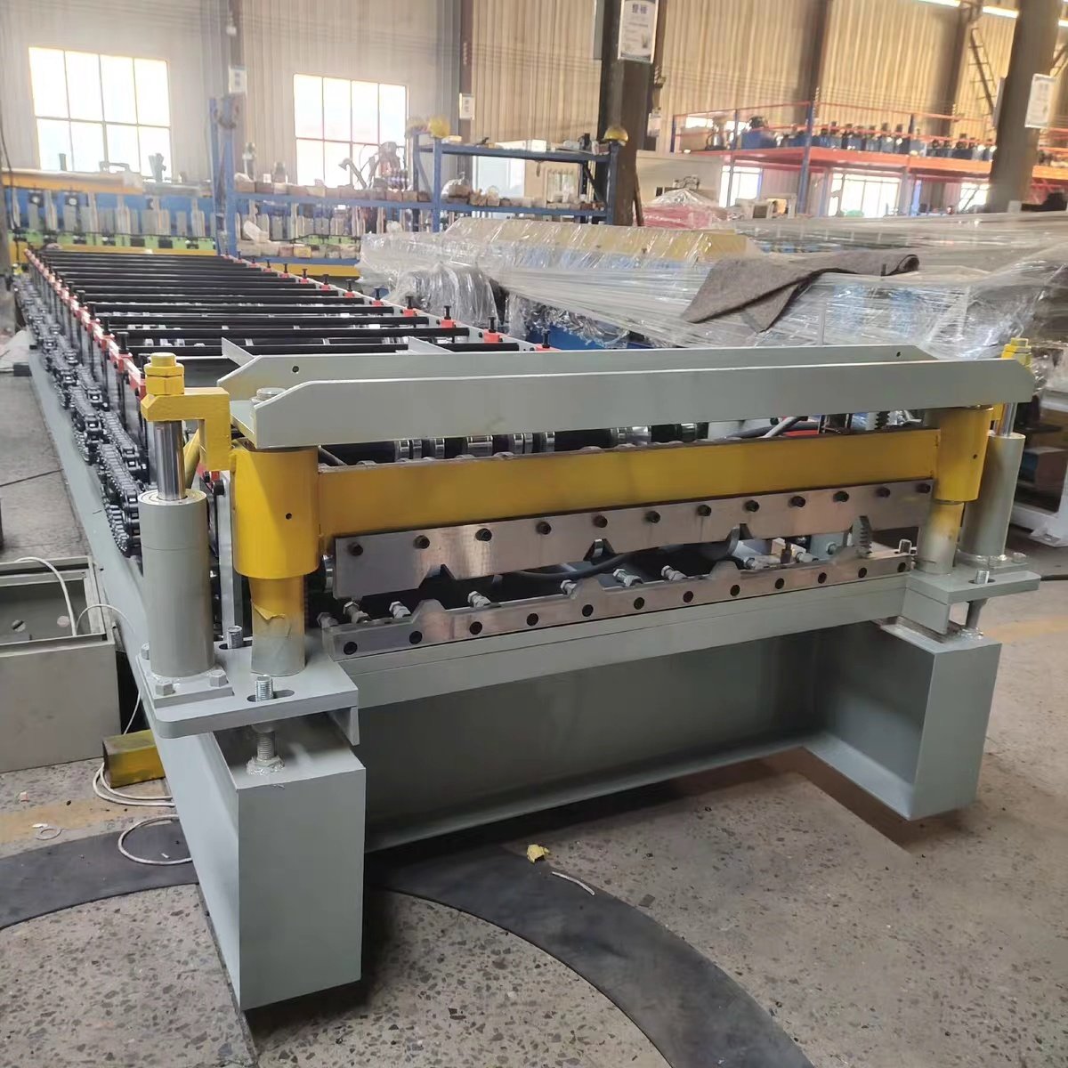 Automatic Hydraulic Cutting Machine Side View End of Cold Bending Machine LIDI Machinery